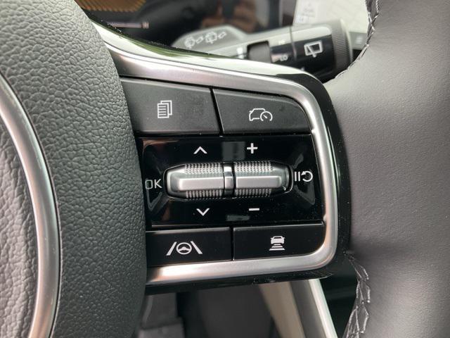 new 2025 Kia Carnival car, priced at $38,506
