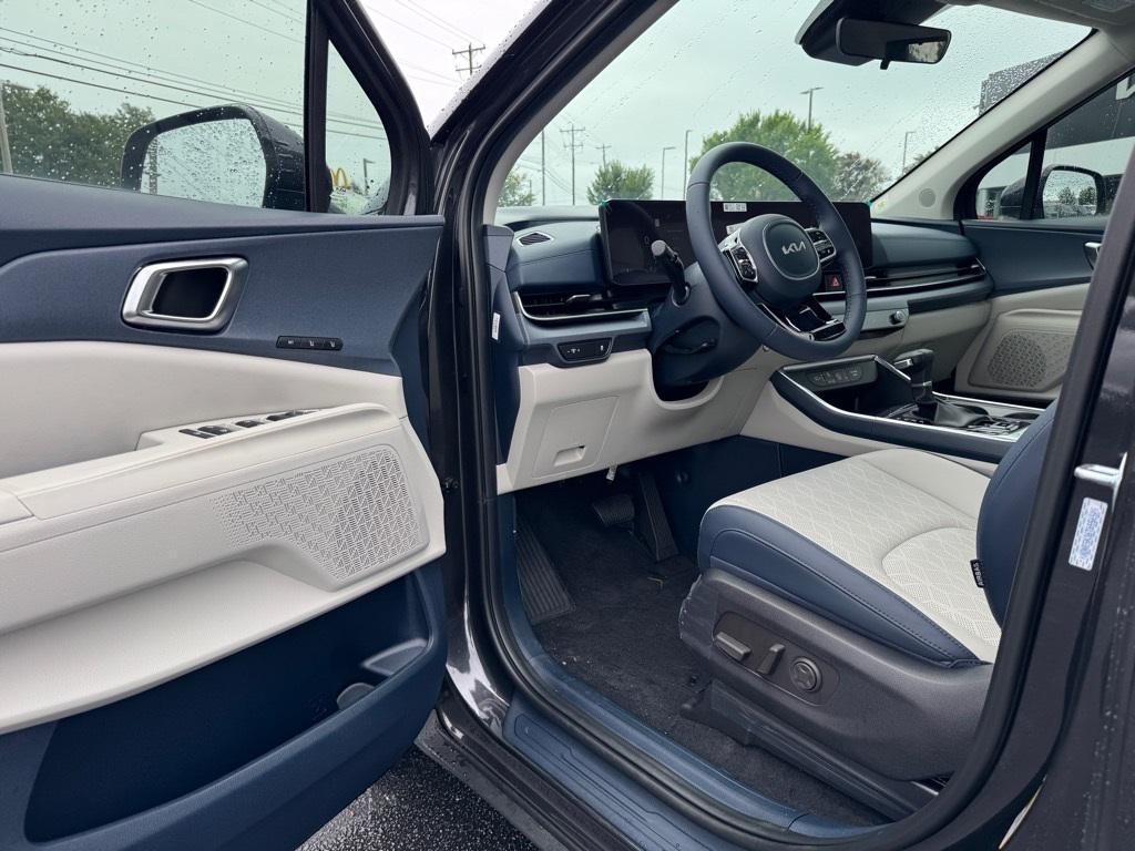 new 2026 Kia Carnival car, priced at $45,757