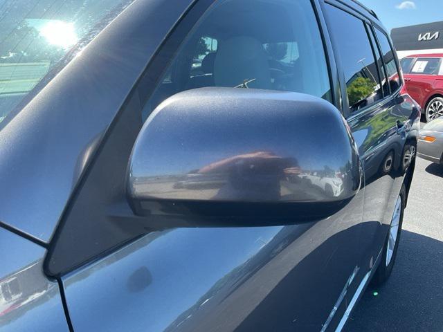 used 2012 Toyota Highlander car, priced at $13,445