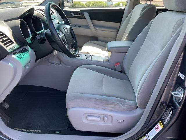 used 2012 Toyota Highlander car, priced at $13,445