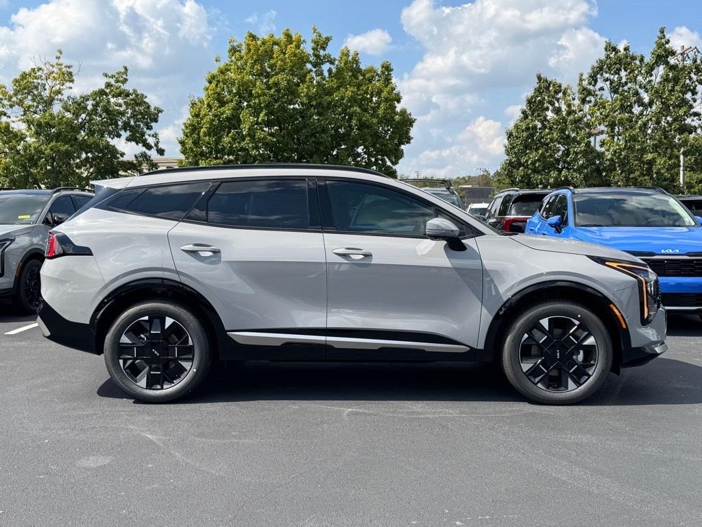 new 2026 Kia Sportage Hybrid car, priced at $40,578