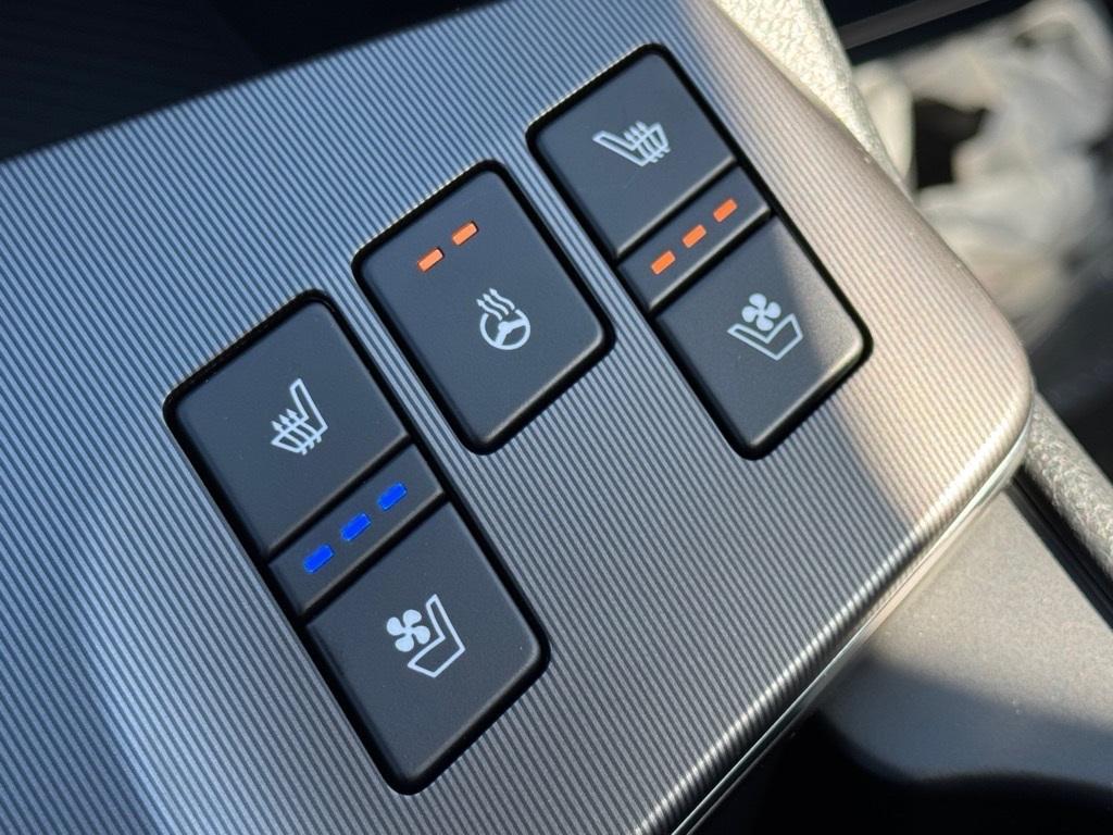 new 2026 Kia Sportage Hybrid car, priced at $40,428