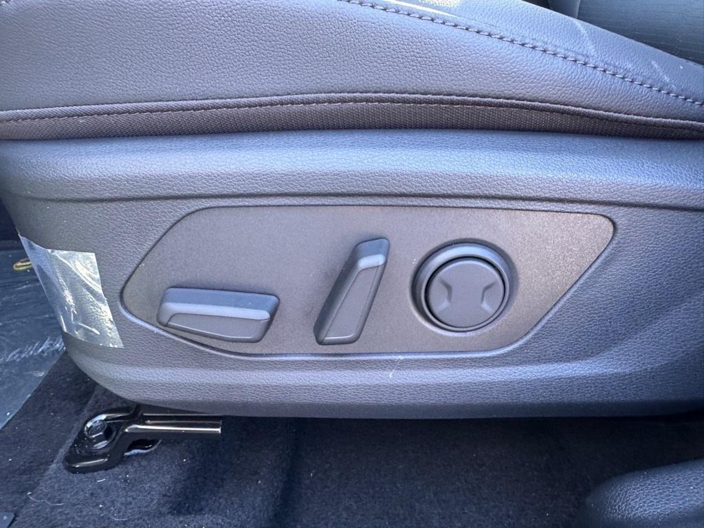 new 2026 Kia Sportage Hybrid car, priced at $40,428