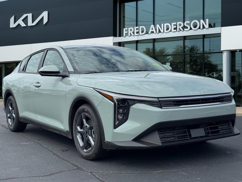 new 2025 Kia K4 car, priced at $23,320