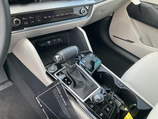 new 2025 Kia Sportage car, priced at $31,980