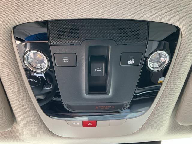 new 2025 Kia Sportage car, priced at $31,980