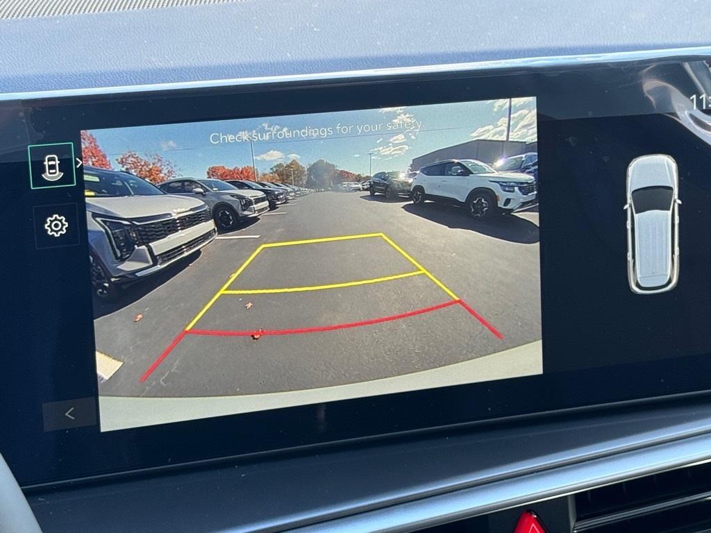 new 2026 Kia Sorento car, priced at $37,670