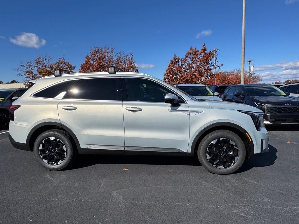 new 2026 Kia Sorento car, priced at $37,670