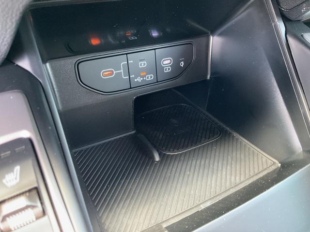 new 2025 Kia Sorento car, priced at $37,121