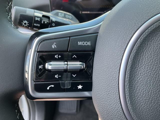 new 2025 Kia Sorento car, priced at $38,921