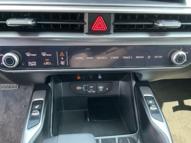 new 2025 Kia Sorento car, priced at $38,921