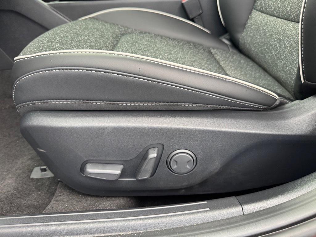 new 2025 Kia K4 car, priced at $25,647