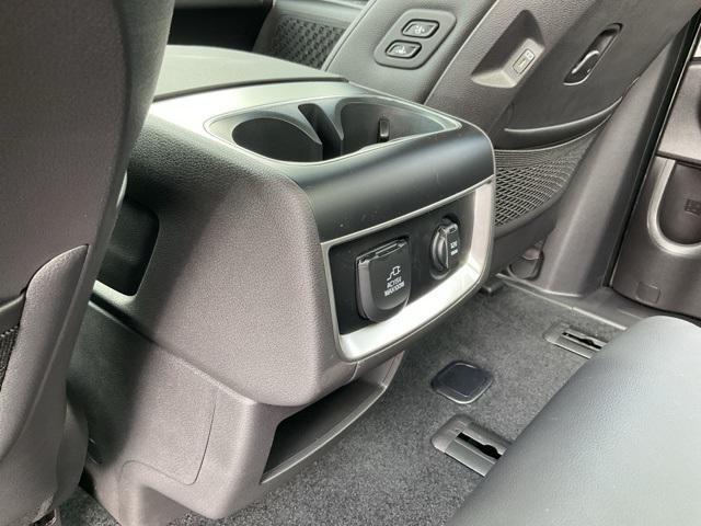new 2026 Kia Carnival Hybrid car, priced at $52,122