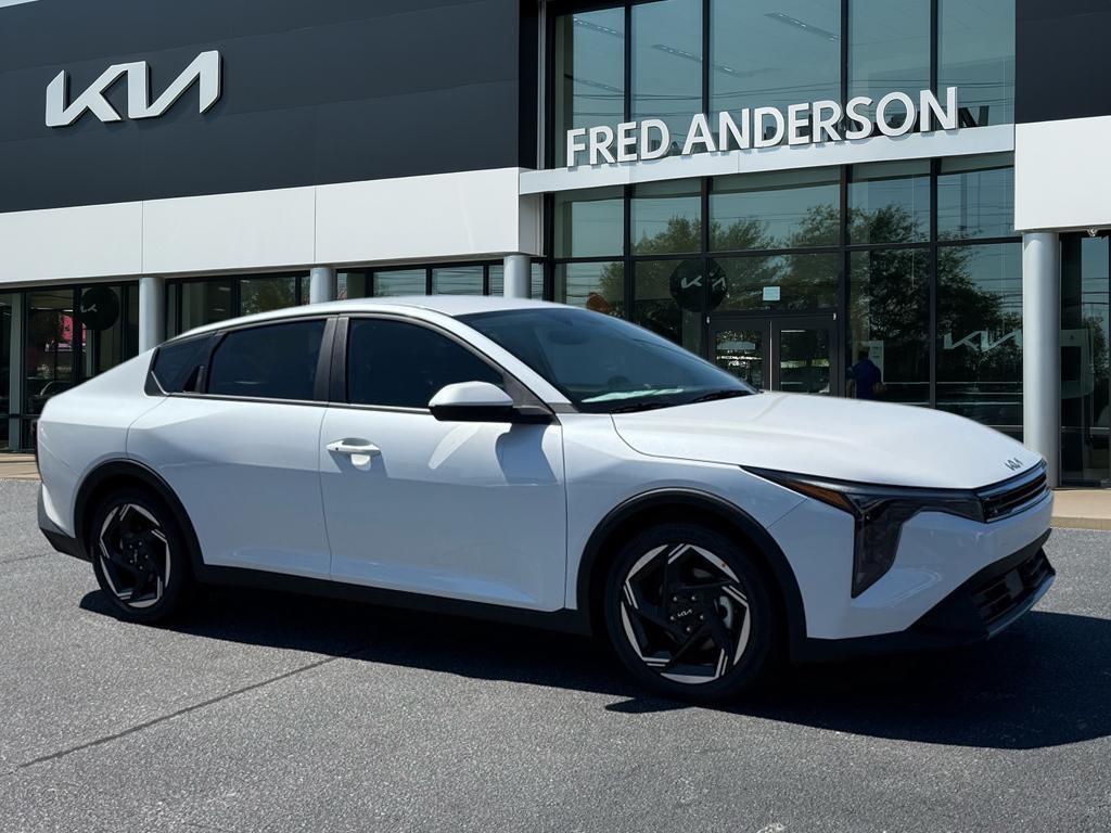 new 2025 Kia K4 car, priced at $24,507