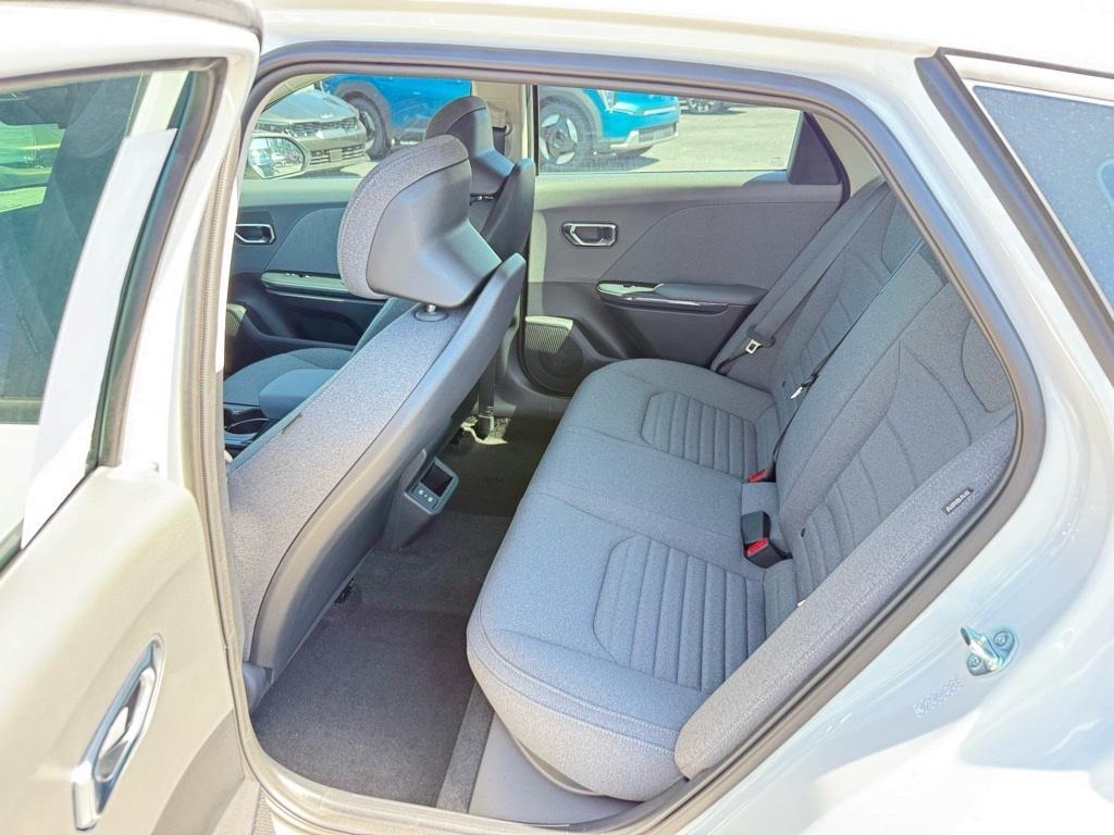 new 2025 Kia K4 car, priced at $24,507