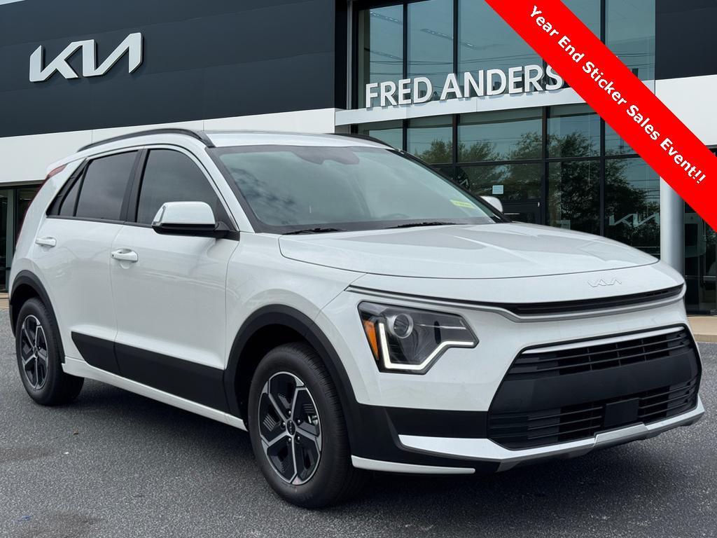 new 2025 Kia Niro car, priced at $30,660