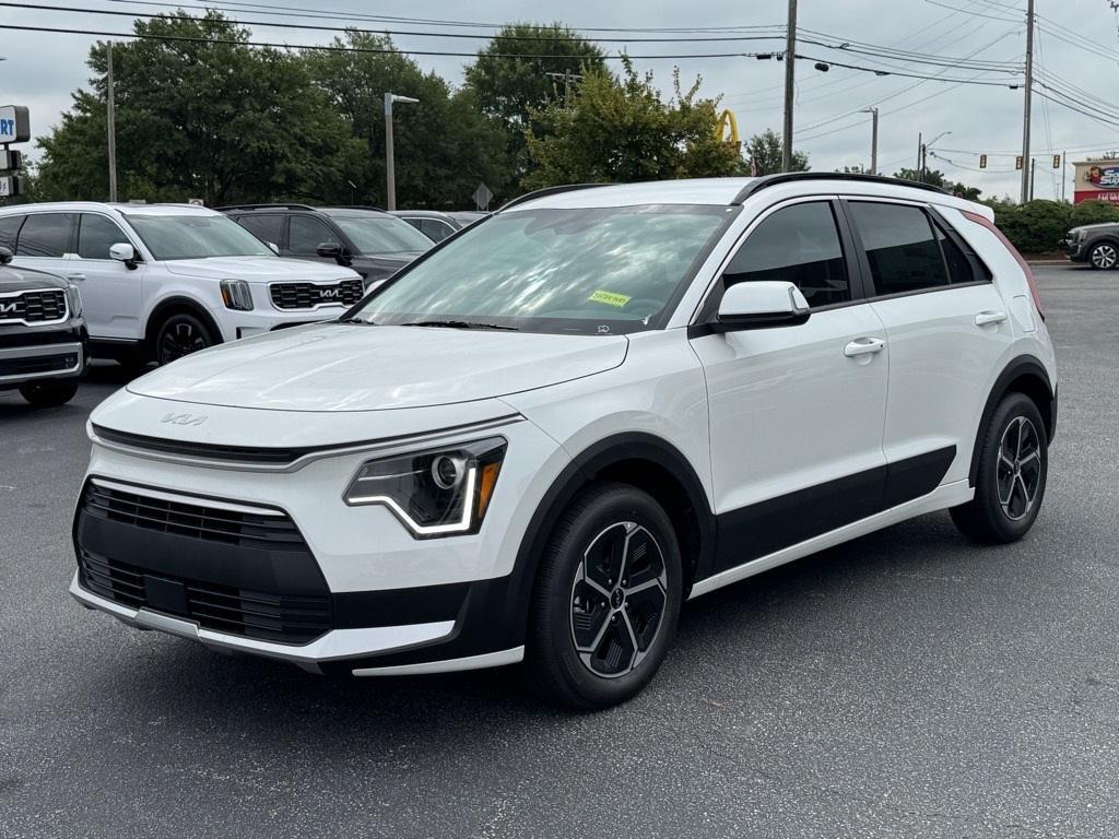 new 2025 Kia Niro car, priced at $30,660