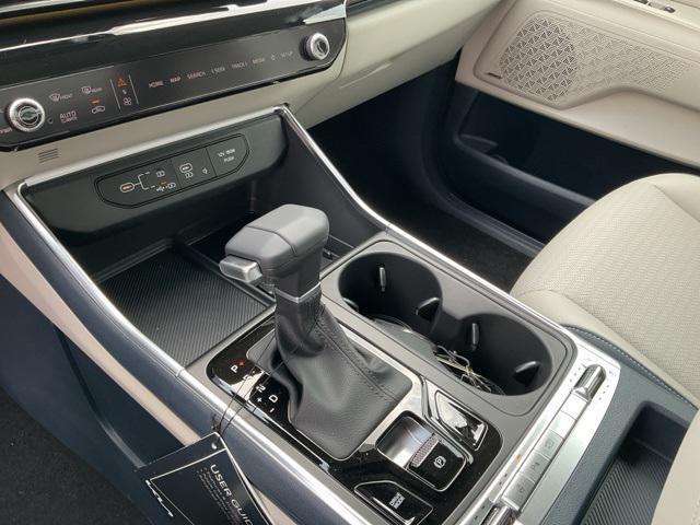 new 2025 Kia Carnival car, priced at $49,995
