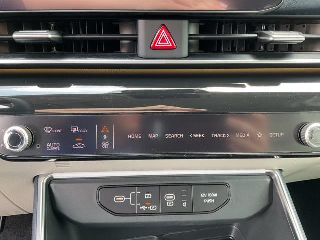 new 2025 Kia Carnival car, priced at $49,995