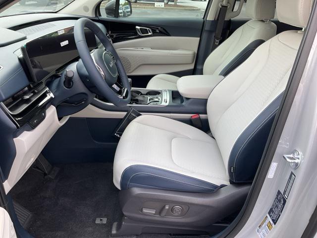 new 2025 Kia Carnival car, priced at $49,995
