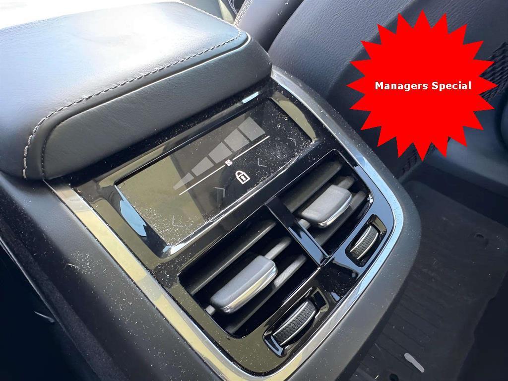 used 2021 Volvo XC60 car, priced at $22,423