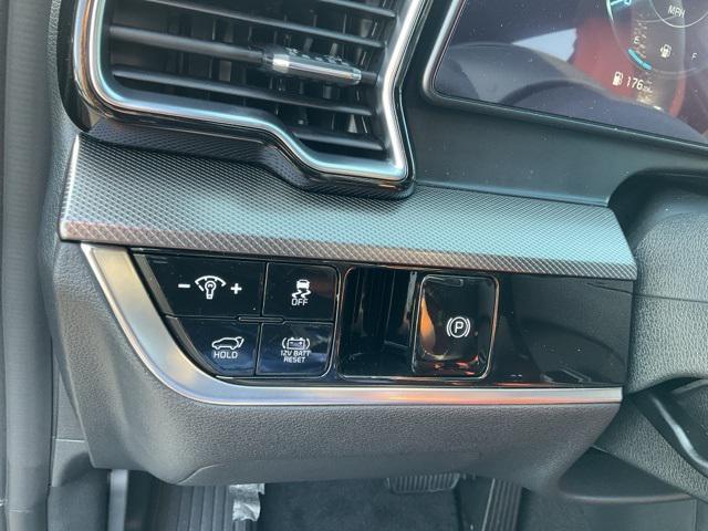 new 2025 Kia Sportage Hybrid car, priced at $38,607