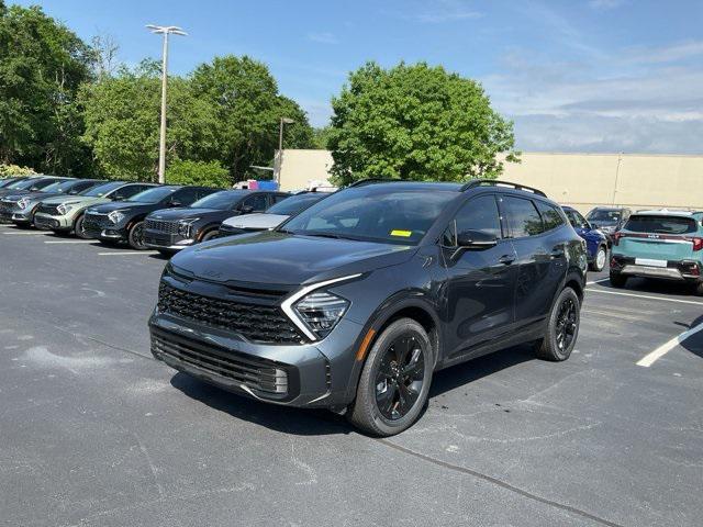 new 2025 Kia Sportage car, priced at $40,073