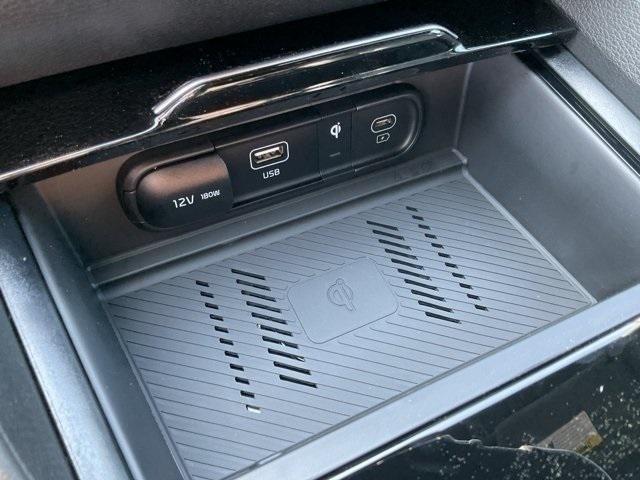 new 2025 Kia Sportage car, priced at $39,000