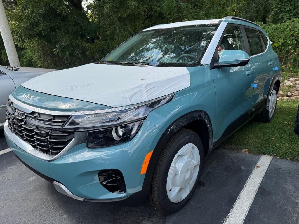 new 2026 Kia Seltos car, priced at $28,995