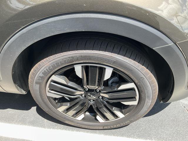 used 2024 Kia Telluride car, priced at $42,876