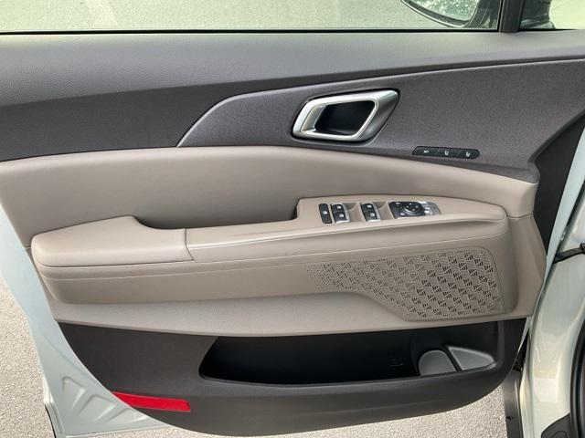 new 2026 Kia Carnival car, priced at $41,715