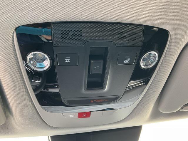 new 2025 Kia Sportage Hybrid car, priced at $38,320