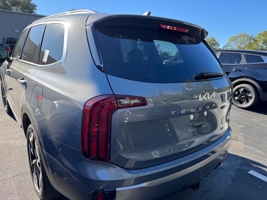 new 2025 Kia Telluride car, priced at $42,108
