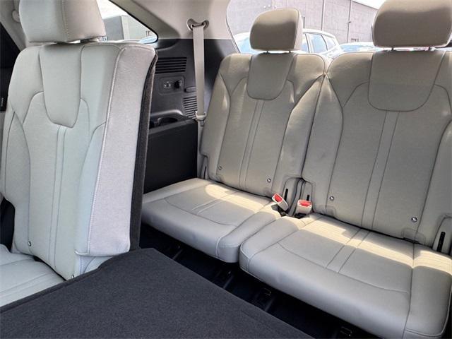 new 2025 Kia Sorento car, priced at $38,735
