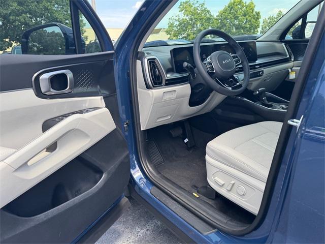 new 2025 Kia Sorento car, priced at $38,735