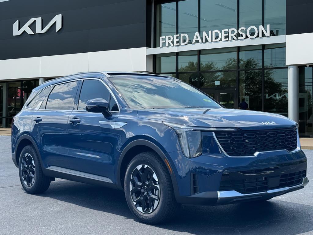 new 2025 Kia Sorento car, priced at $36,869