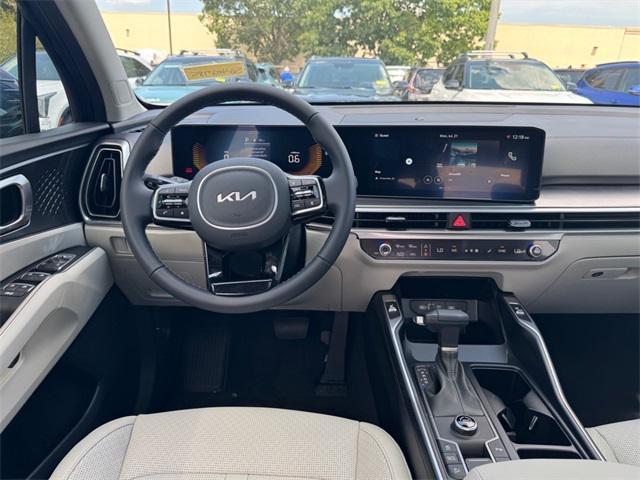 new 2025 Kia Sorento car, priced at $38,735