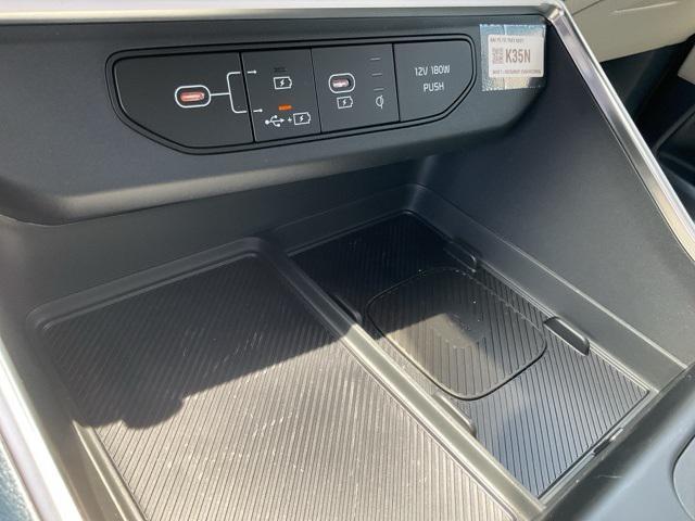 new 2026 Kia Carnival car, priced at $50,693