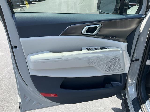 new 2026 Kia Carnival car, priced at $50,693