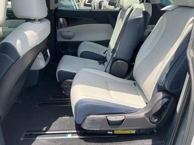 new 2026 Kia Carnival car, priced at $50,693