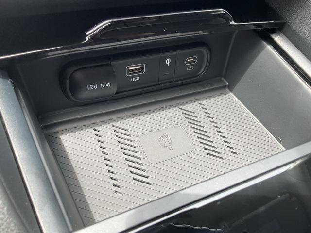 new 2025 Kia Sportage Hybrid car, priced at $33,291