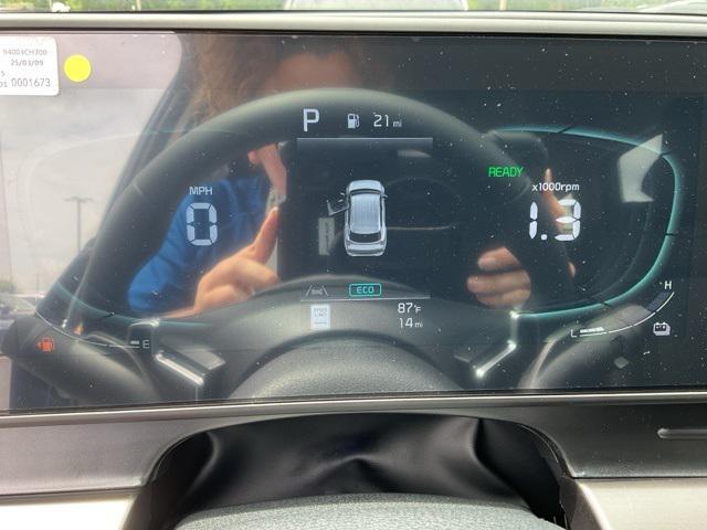 new 2025 Kia Sportage Hybrid car, priced at $33,291