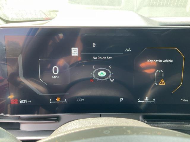 new 2025 Kia Carnival car, priced at $50,662