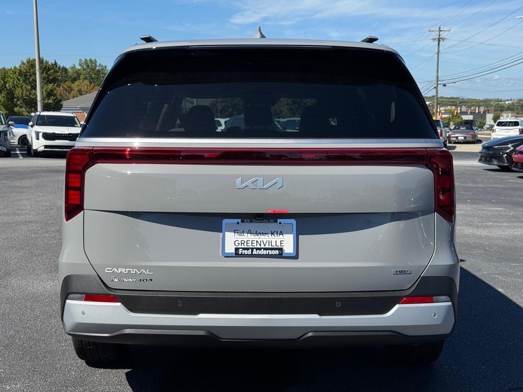 new 2026 Kia Carnival Hybrid car, priced at $43,800
