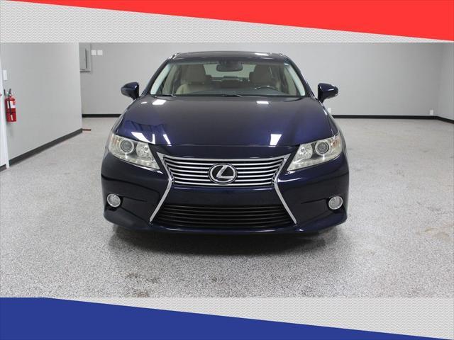 used 2013 Lexus ES 350 car, priced at $14,500