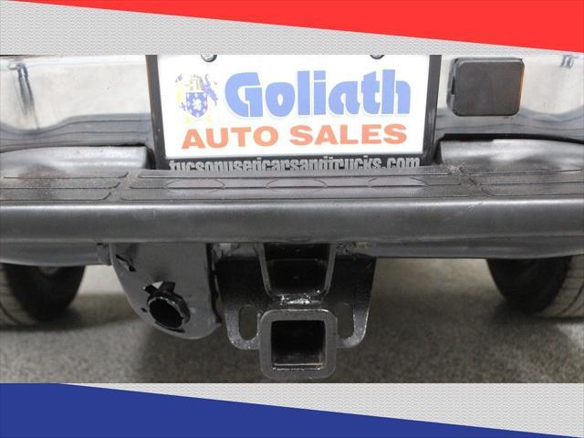 used 2003 Chevrolet Avalanche car, priced at $8,800