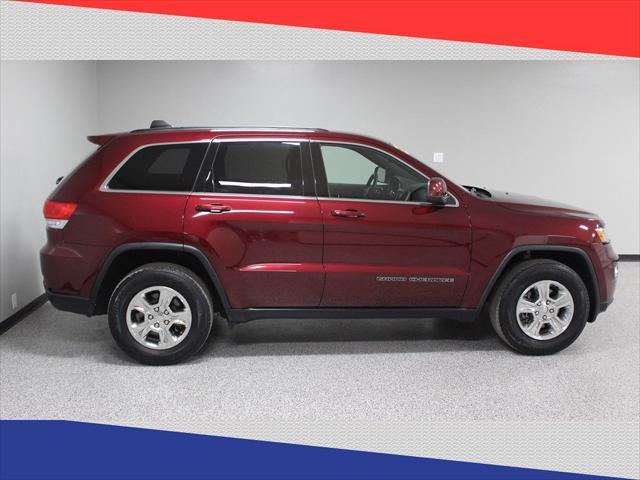 used 2017 Jeep Grand Cherokee car, priced at $14,000