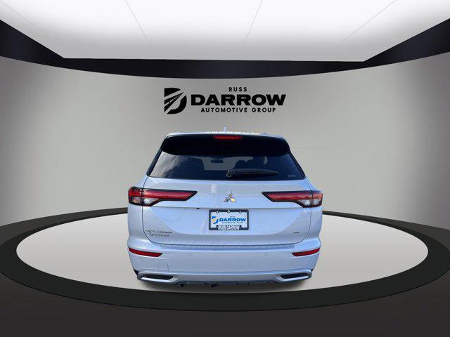 new 2024 Mitsubishi Outlander car, priced at $31,100