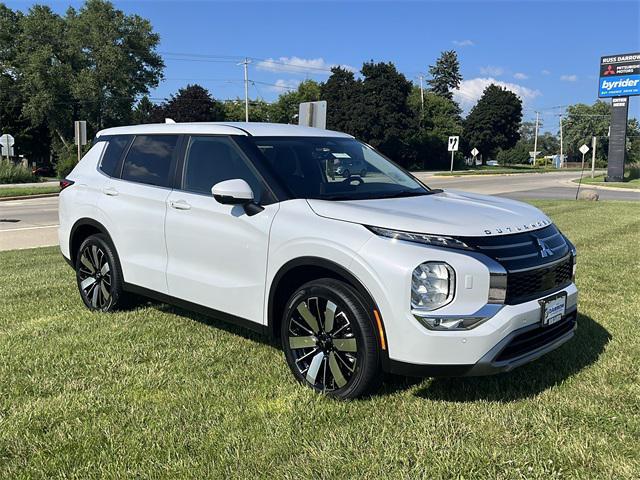 new 2025 Mitsubishi Outlander car, priced at $36,595