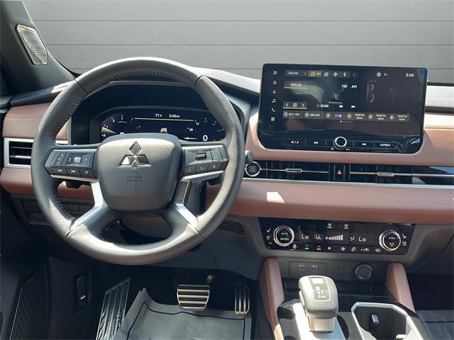 new 2025 Mitsubishi Outlander car, priced at $39,631